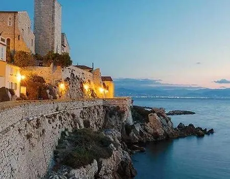 Appartement T2 Pieds Dans L'Eau,Vue Mer,Wifi,Clim *